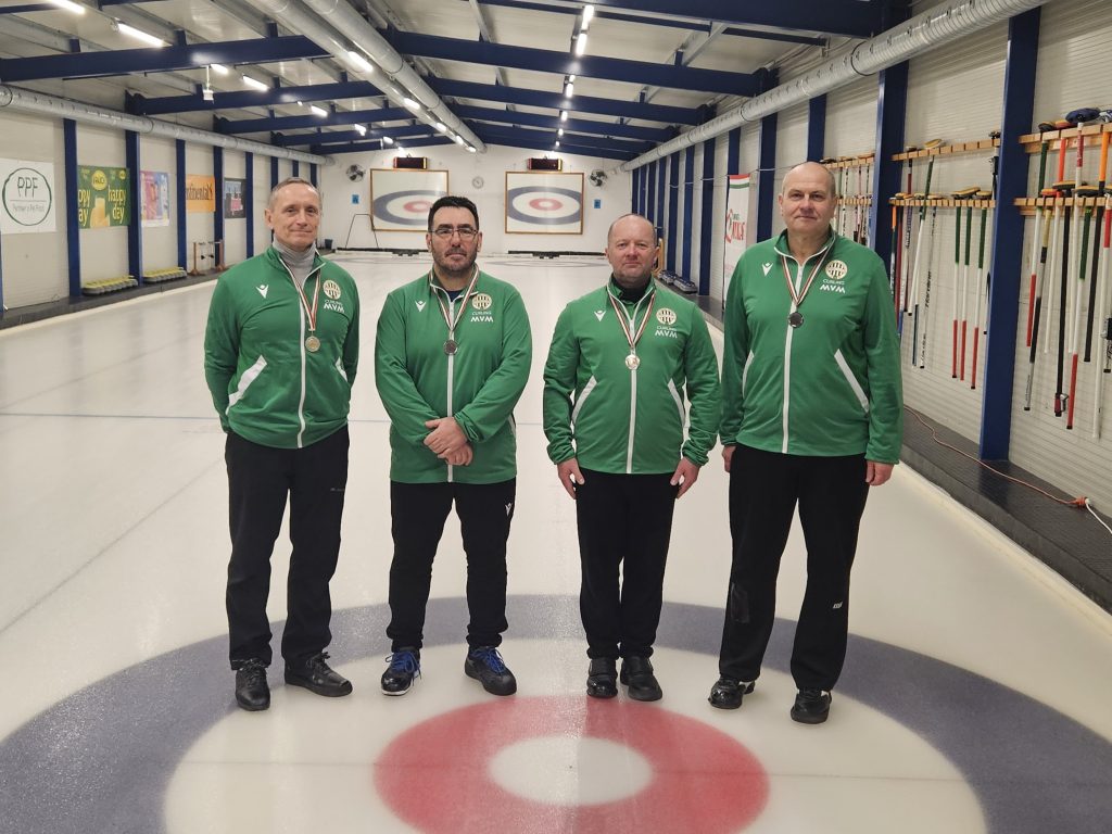 2026. &eacute;vi női &eacute;s f&eacute;rfi szenior orsz&aacute;gos csapatbajnoks&aacute;g