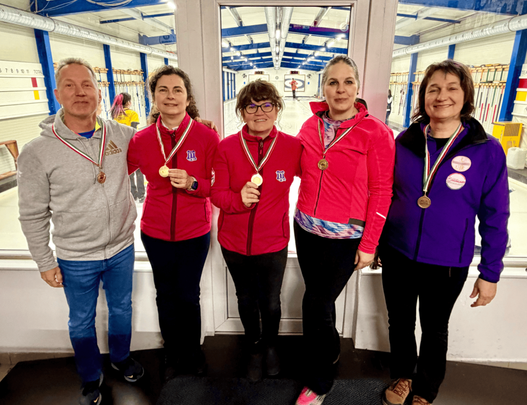 2026. &eacute;vi női &eacute;s f&eacute;rfi szenior orsz&aacute;gos csapatbajnoks&aacute;g